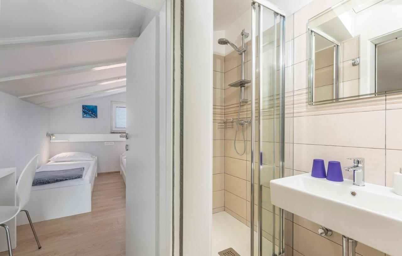 Apartment Vilma Funtana Kültér fotó