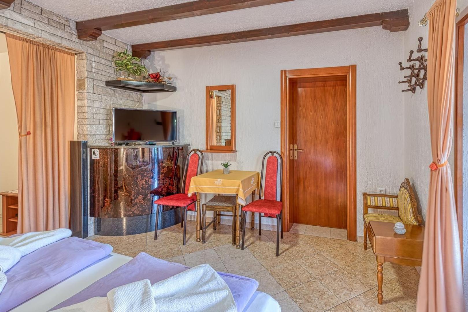 Apartment Vilma Funtana Kültér fotó