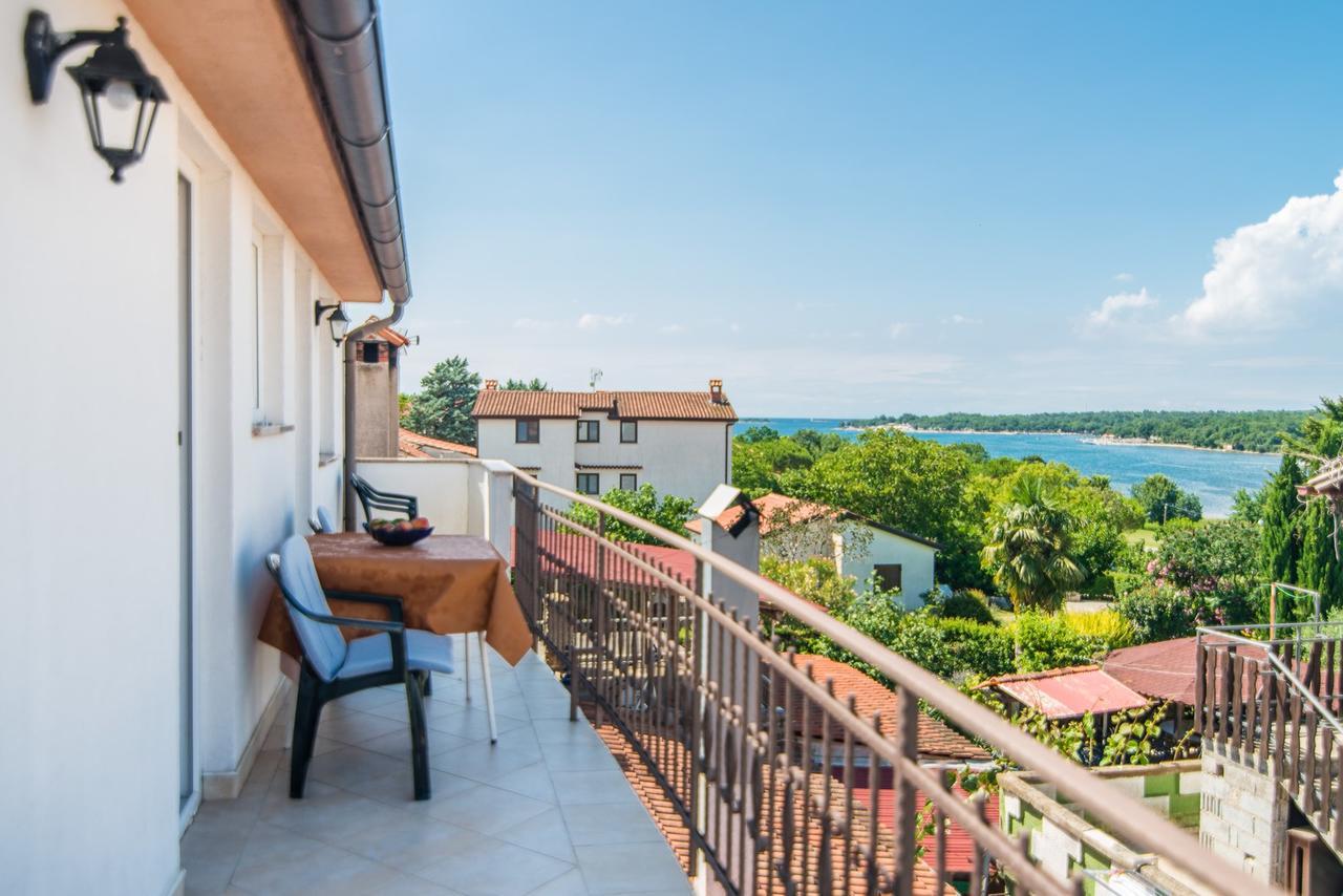 Apartment Vilma Funtana Kültér fotó